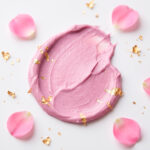 extracto-de-champan-brut-rose-extracto-de-rosas-alginatos-marinos-oligoelementos-esenciales-tierra-de-diatomeas-activos-antiedad-premium-sin-parabenos-formula-peel-off-francesa